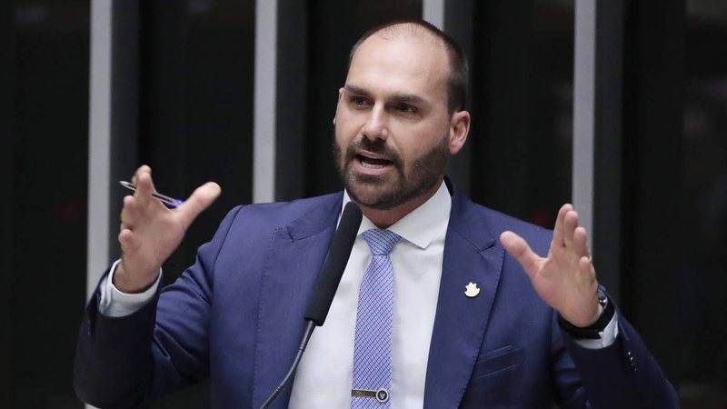 Eduardo Bolsonaro x Governo dos EUA: onde está o diálogo sobre sanções e tarifas contra o Brasil